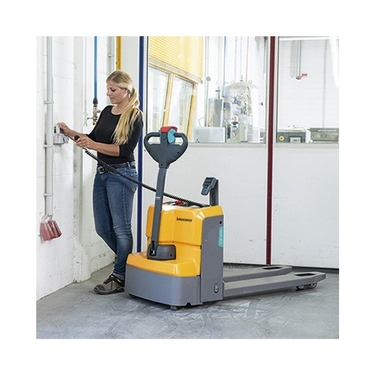 Jungheinrich EJE M15 LiIon, electric pallet truck with scale, capacity
